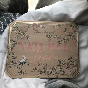 Too faced natural face palette